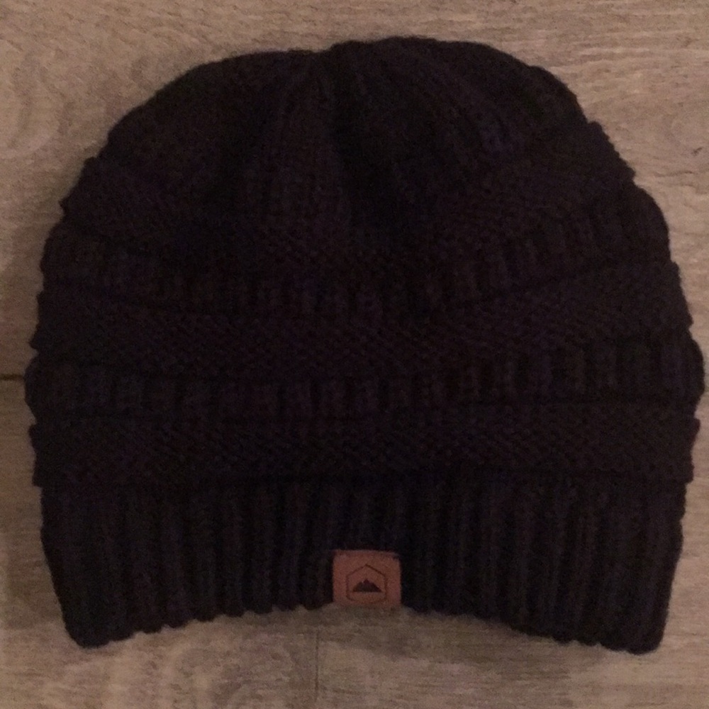 Never worn winter beanie 💕